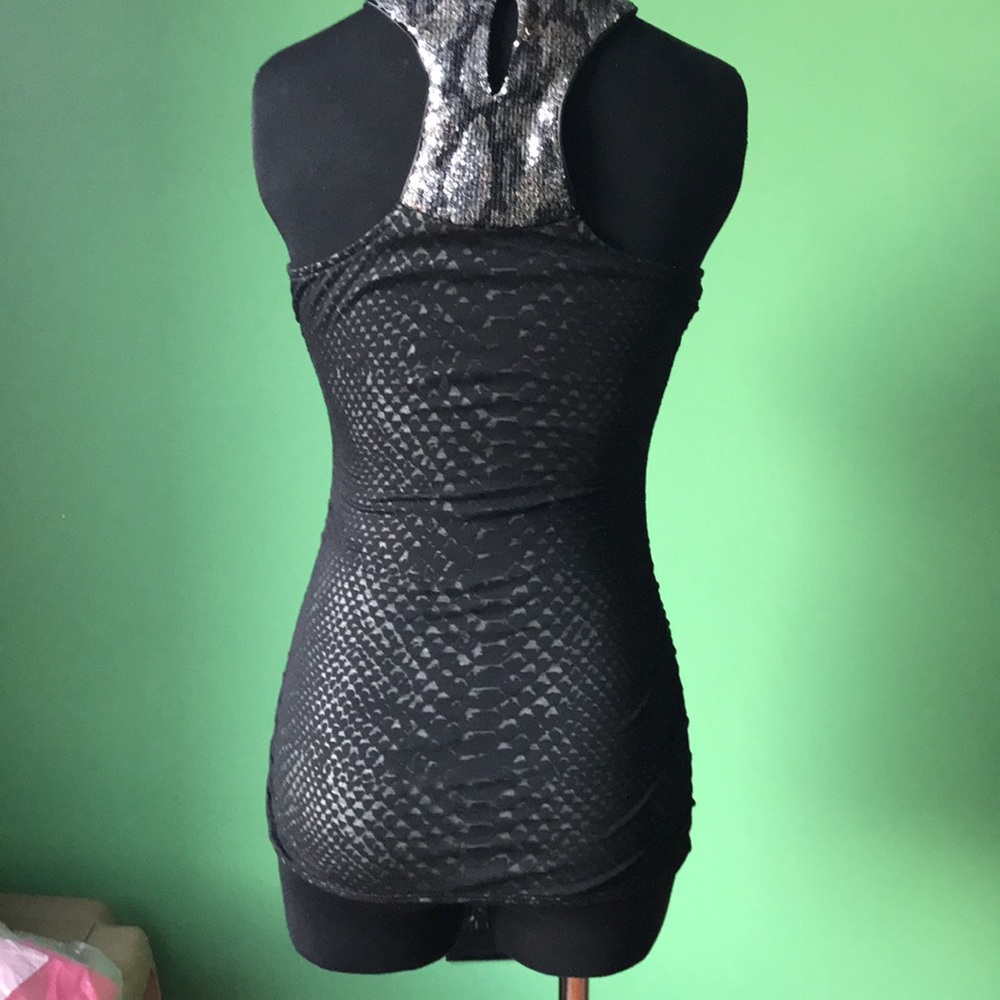🌺🌺NWT Express Racerback Tank Top🌺🌺 - Picture 2 of 10